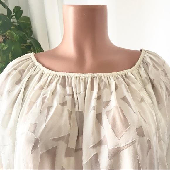 Stone Cold Fox cropped silk peasant top one size - Picture 3 of 7